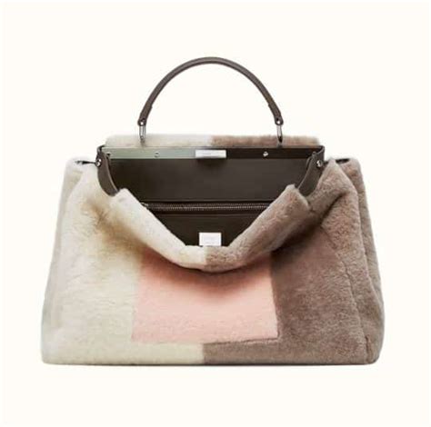 borsa peekaboo di fendi prezzo|borse fendi scontate.